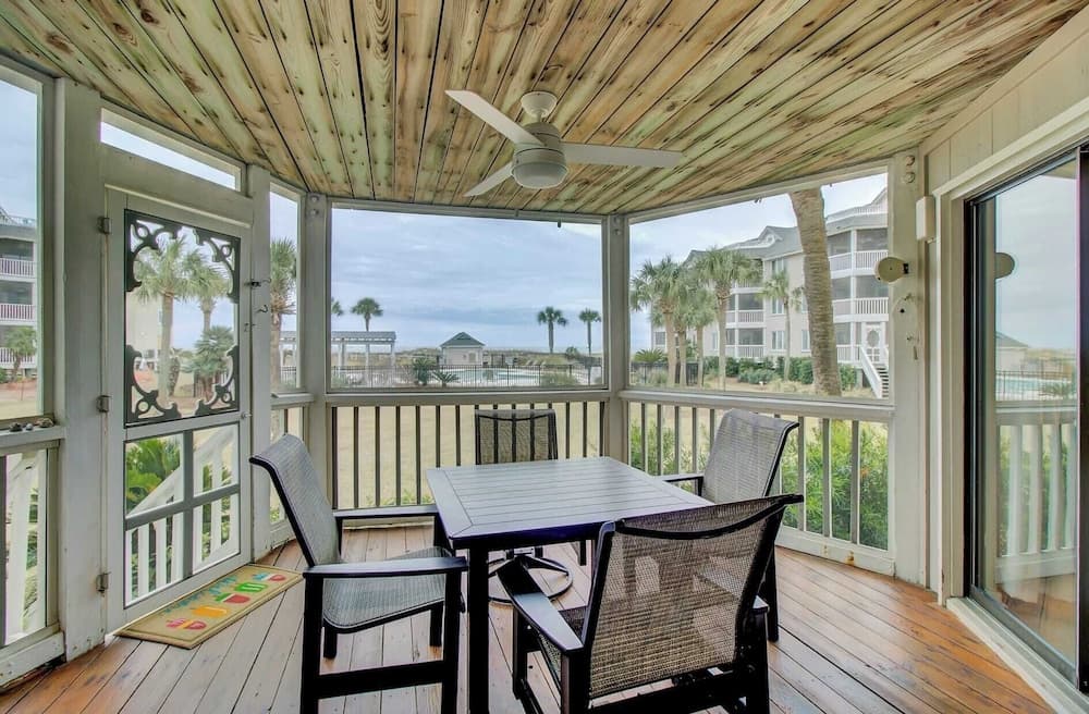 103 H Tidewater by Avantstay Walk to Beach Community Pool