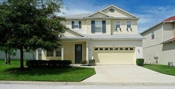 Pine Forest Chateau 5 Bedroom Home by RedAwning