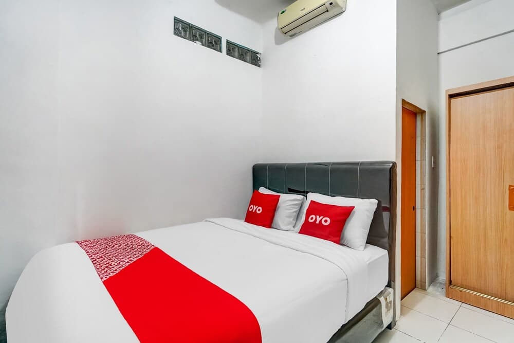 OYO 91110 Wilson HomestayNearRSU Bunda Thamrin
