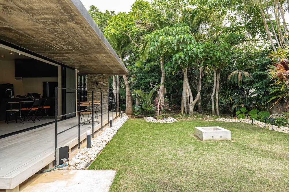 BANYAN217