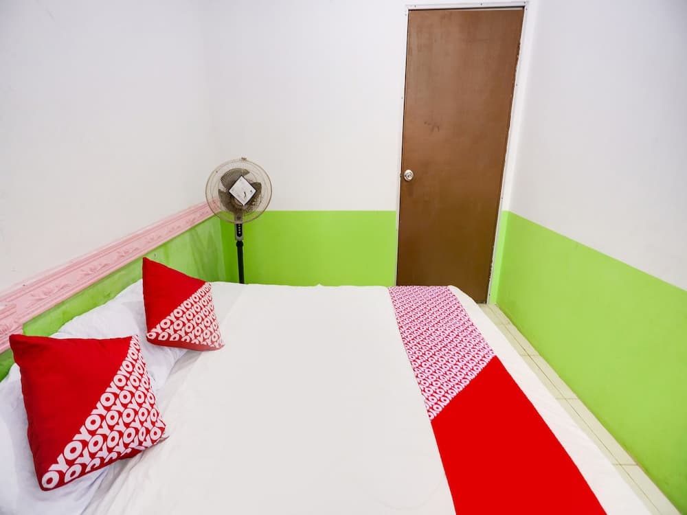 SPOT ON 91968 Penginapan Saweri GadingNearKlub Golf Ria Bintan