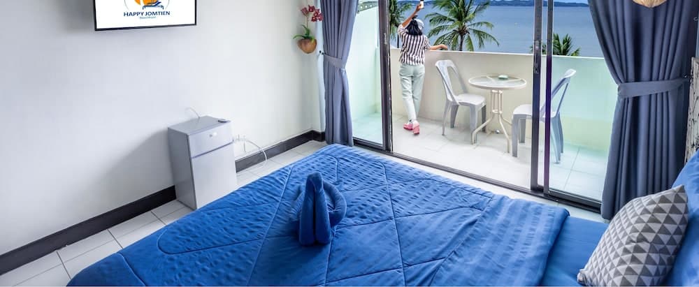 Happy Jomtien - Beachfront