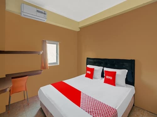 OYO 90499 Hotel Fortune