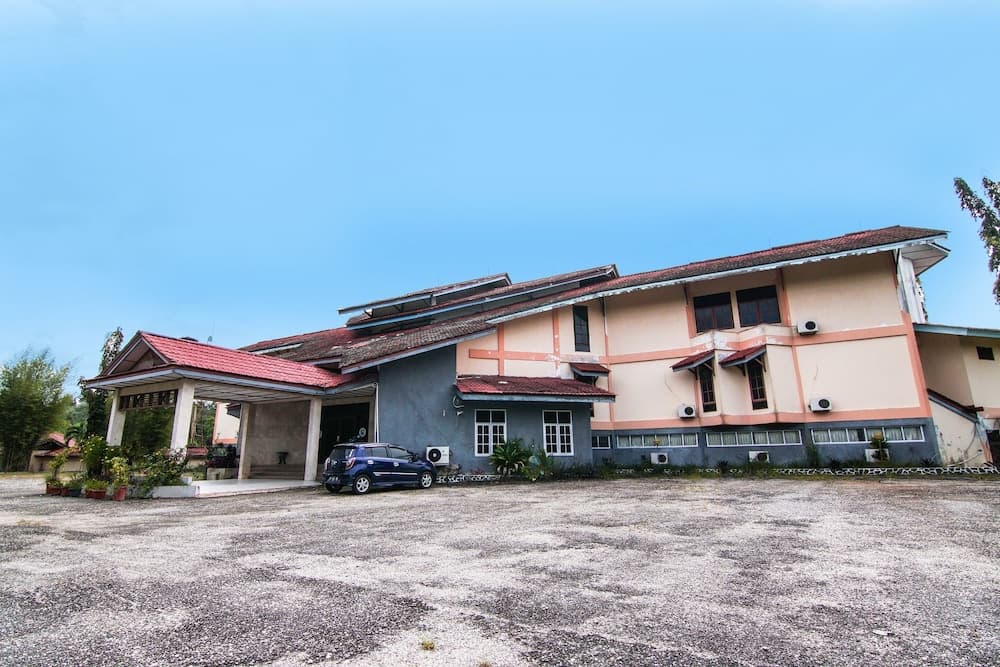 OYO 92330 Hotel Rindu Sempadan Near Taman Wisata Rindu Sempadan