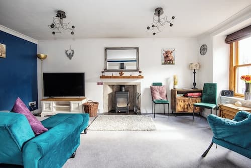 Unique 2 Bedroom Flat Kirrie Scotland