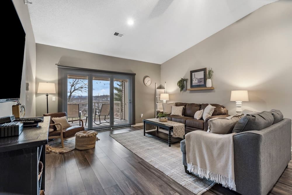 Farmhouse at the Foothills - Perfect Escape