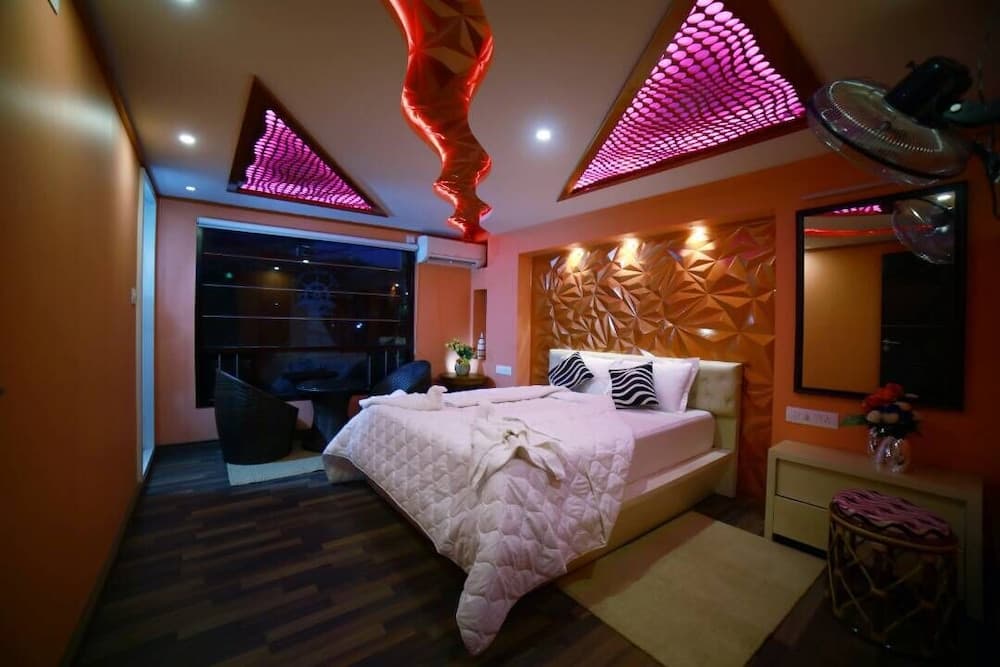 Double Decker Houseboat