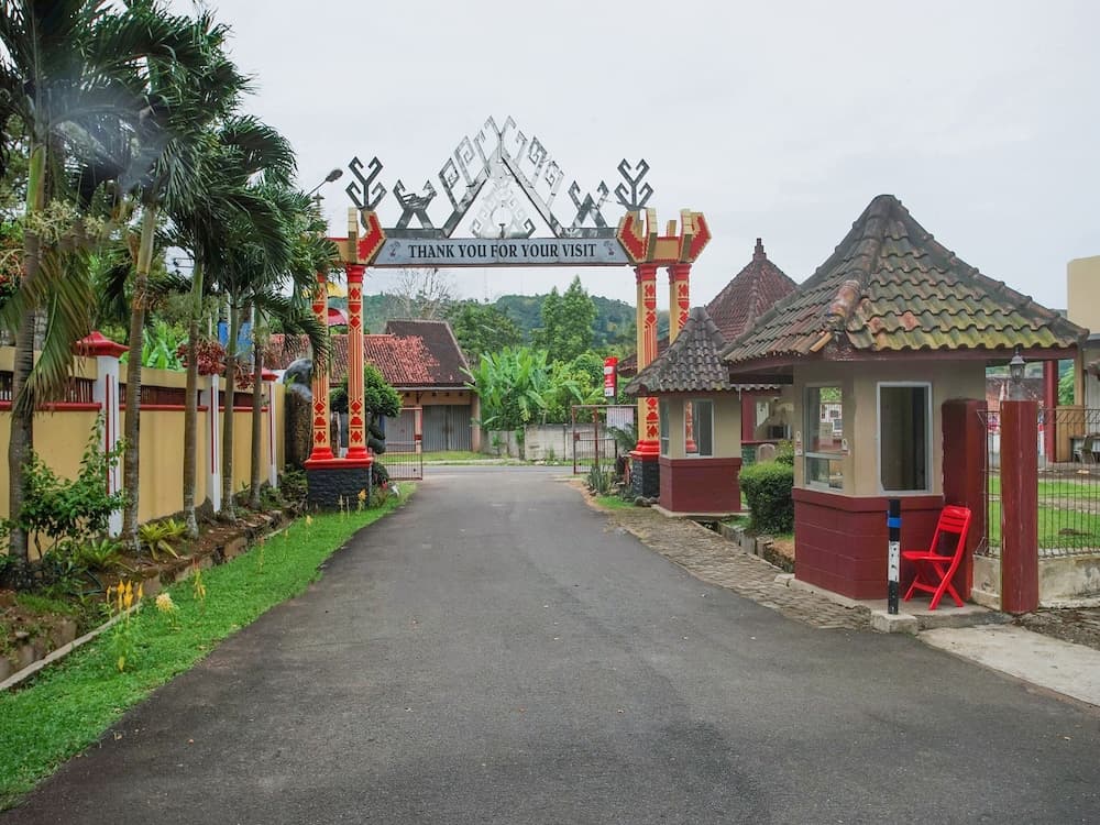 Collection O 89999 Hotel Bumi Kedaton Resort