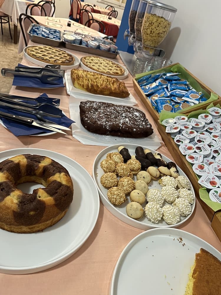 Açık büfe kahvaltı