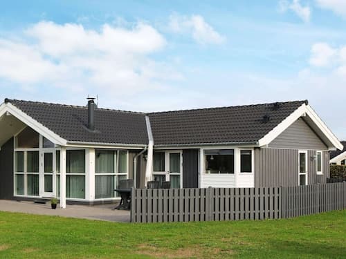 7 Person Holiday Home in Hadsund