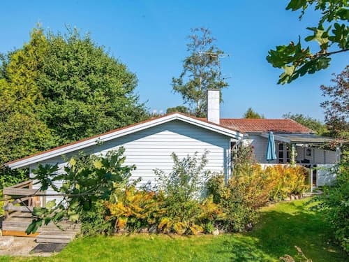 6 Person Holiday Home in Grenaa