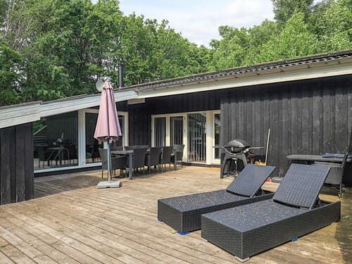 8 Person Holiday Home in Albaek