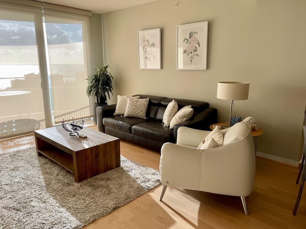 Lanikea Ocean View Apartment 2 Bedroom Condo by RedAwning