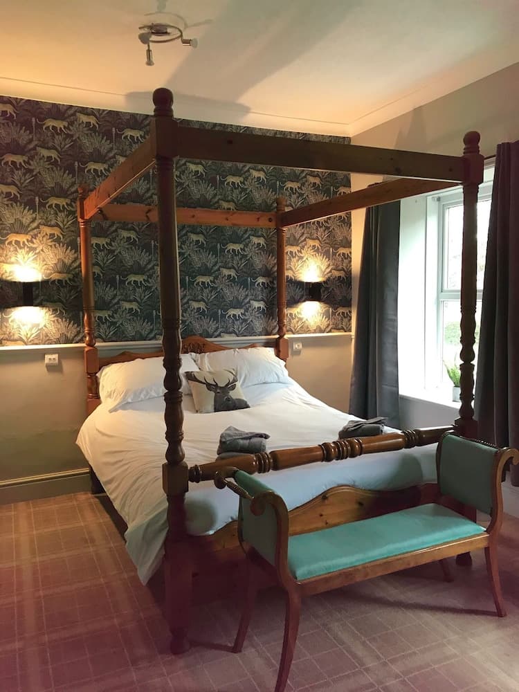 Red Lion Coaching Inn