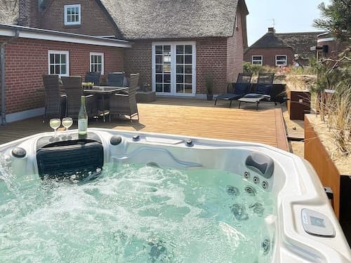 6 Person Holiday Home in Blavand