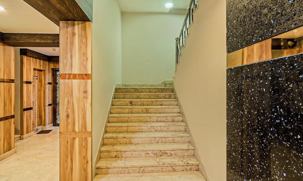 Treebo Orion Crystal