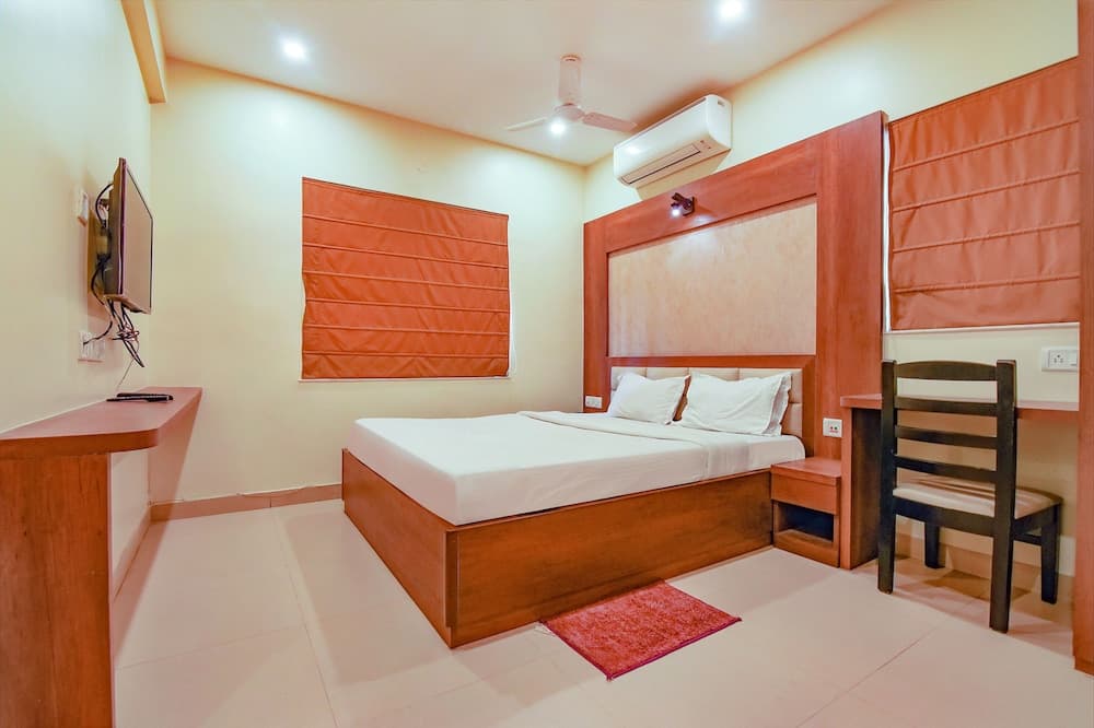 Fabhotel Dream Plaza