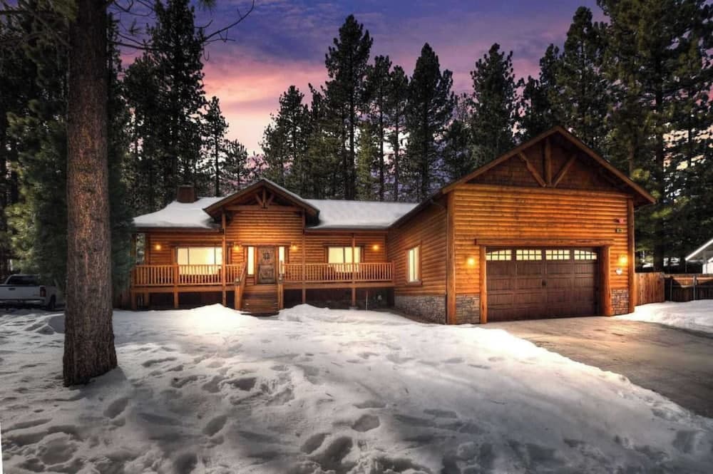 Paradise Pines by Avantstay Beautiful Big Bear Home Only 1 Mile To Snow Summit!
