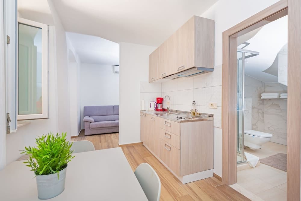 Aquarius Apartments by DuHomes