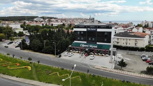 Mills Hotel