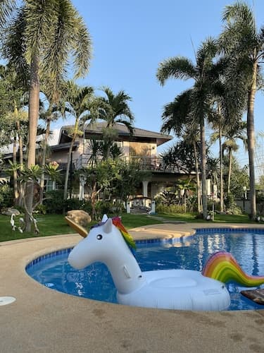 Lets Chill Pool Villa Najomtien Sattahip