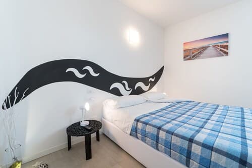 Stylish Residenza Torre Bianca 2 Bedroom Apartment Sleeps 5