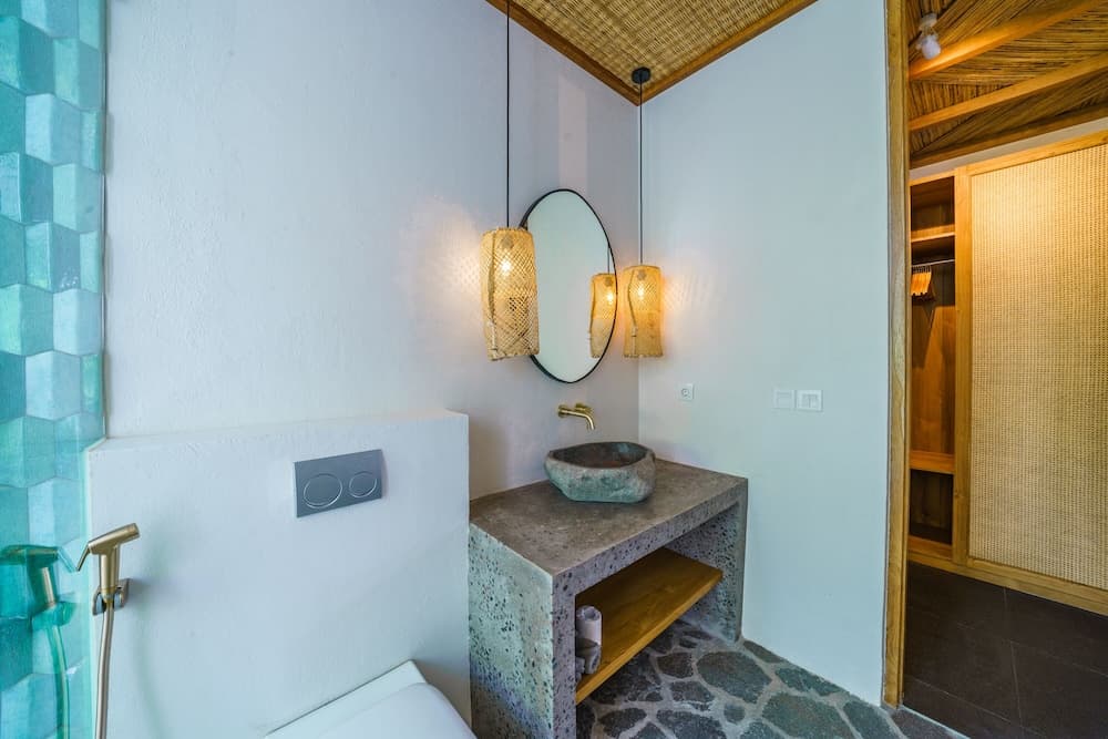 Villa Kauh - Luxury Tropical 5BR Villa