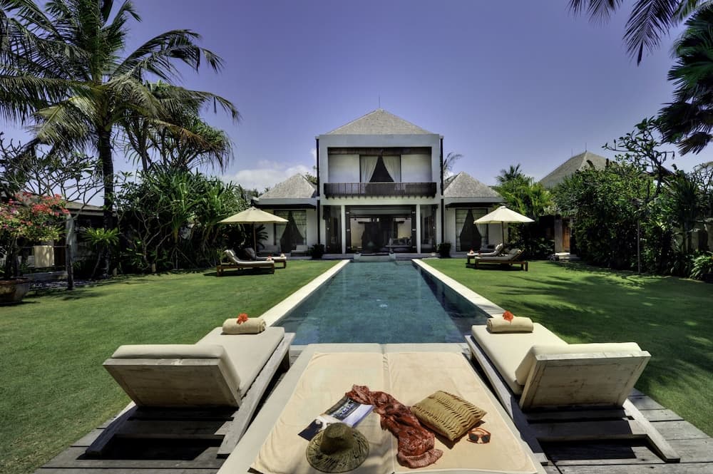 Aventus Luxury Beachfront Villa Gianyar