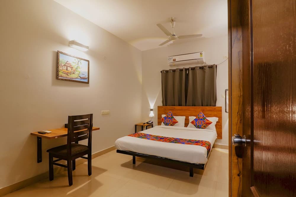 FabHotel Frenotel - Madhapur