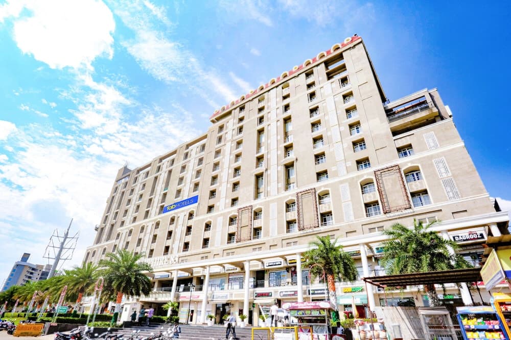 Fabhotel Sapphire 83