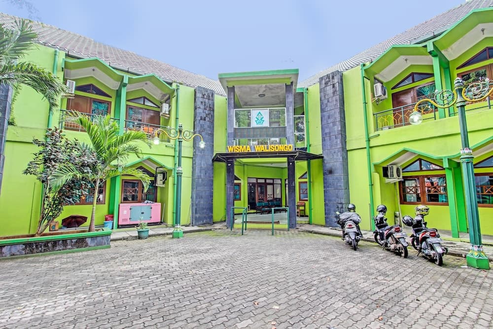 SPOT ON 91471 Syariah Wisma Uin Walisongo