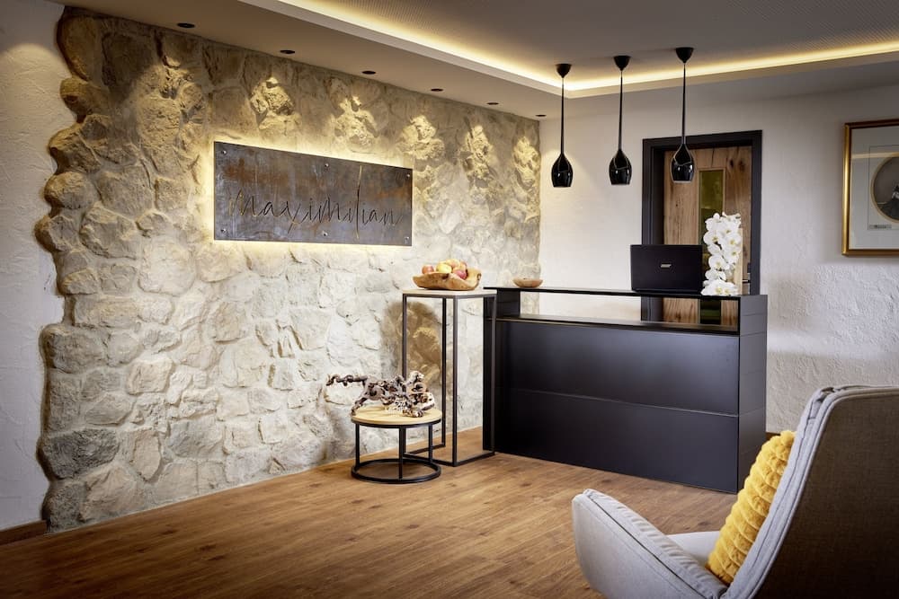 Maximilian Appartements