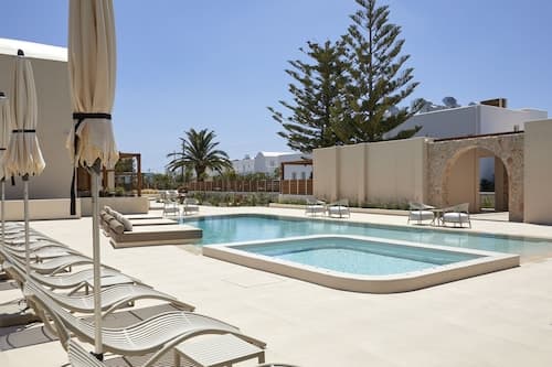 Apricus Suites
