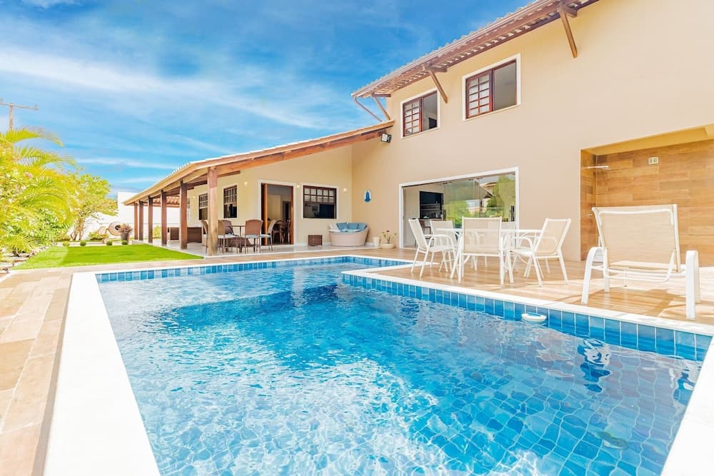 GB77 Ótima Casa 5 Quartos com Piscina