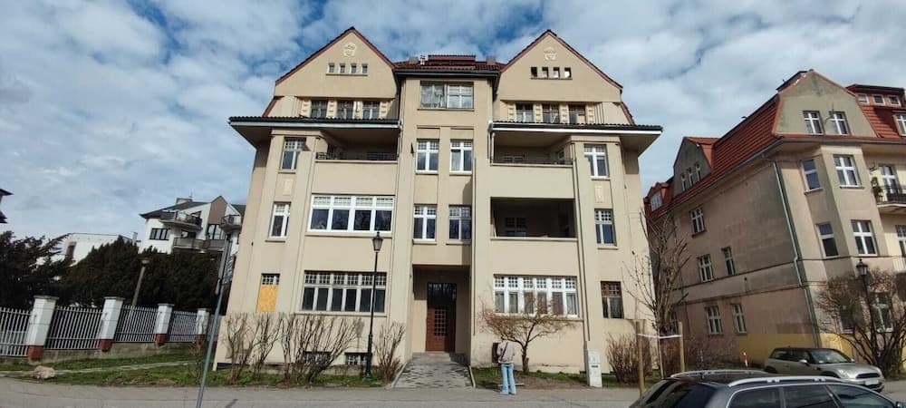 Konaklama yerinin ön cephesi