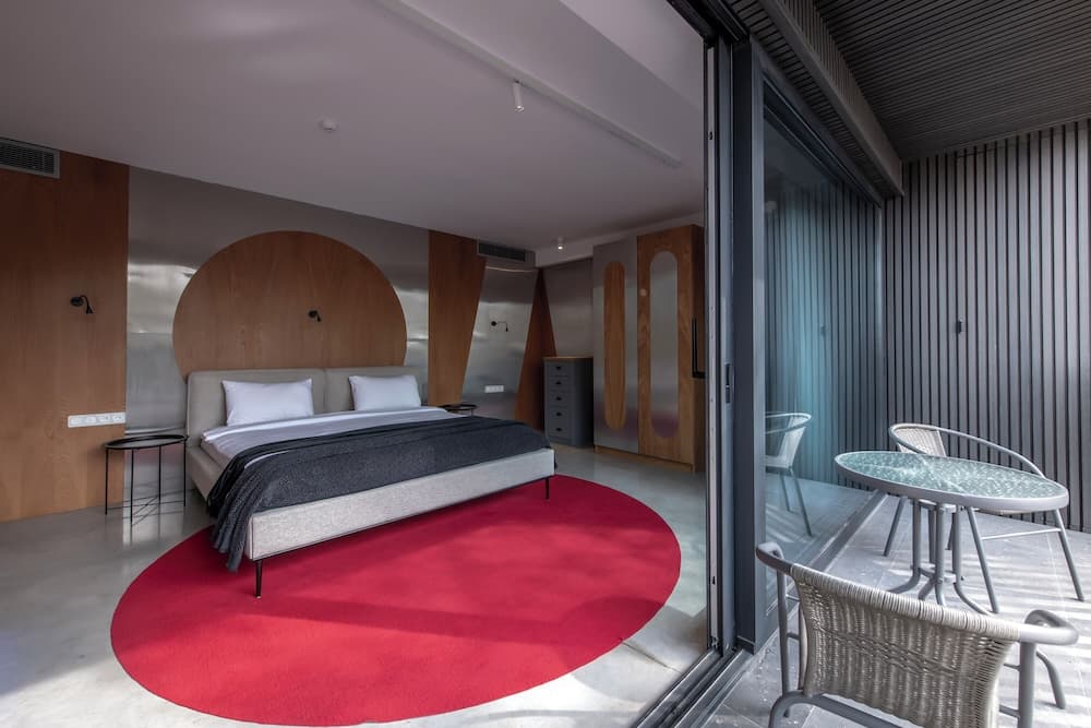 Urban Apartments 17 Executive Suits