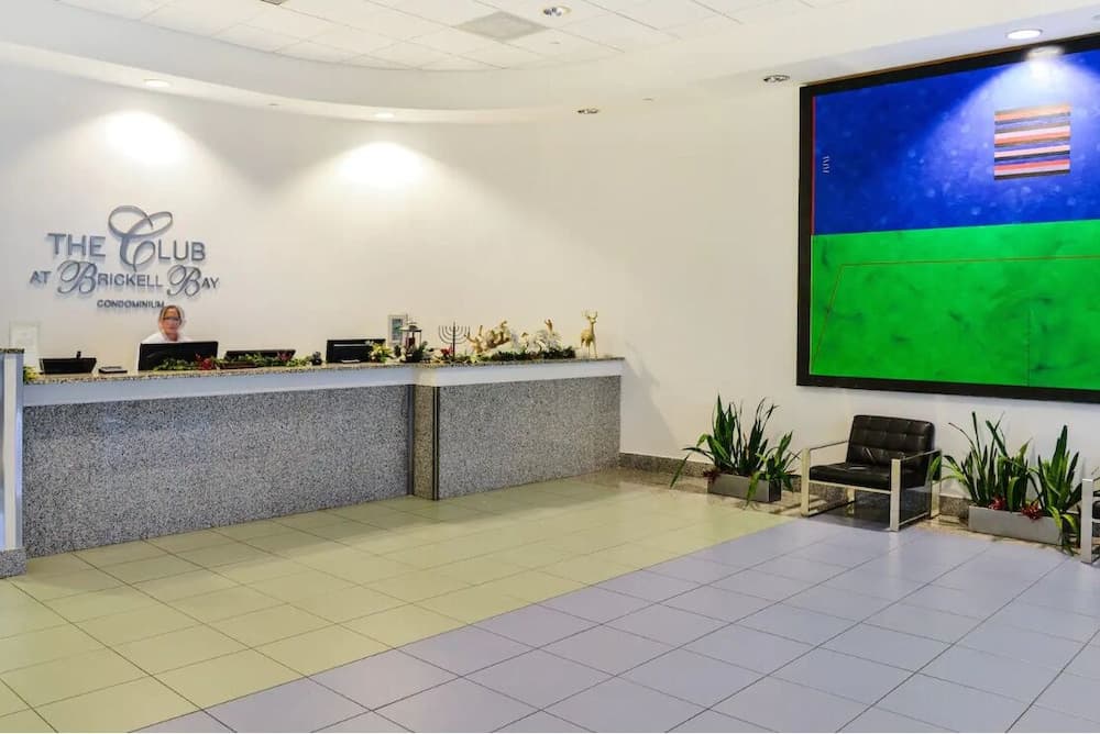 Luxury 2BR Condo at 37th F in Brickell