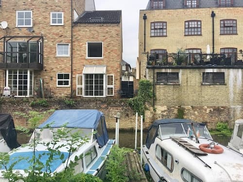 St Neots Riverside 2-bed Duplex With River Views