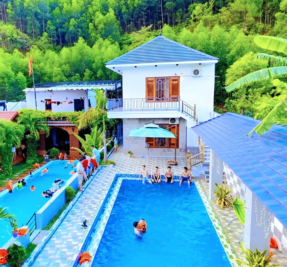 The Hill Villas