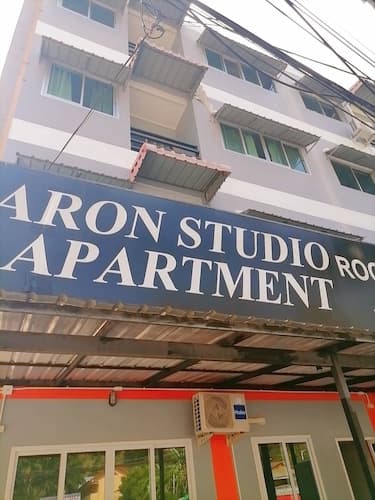 KARON STUDIO APARTMENT