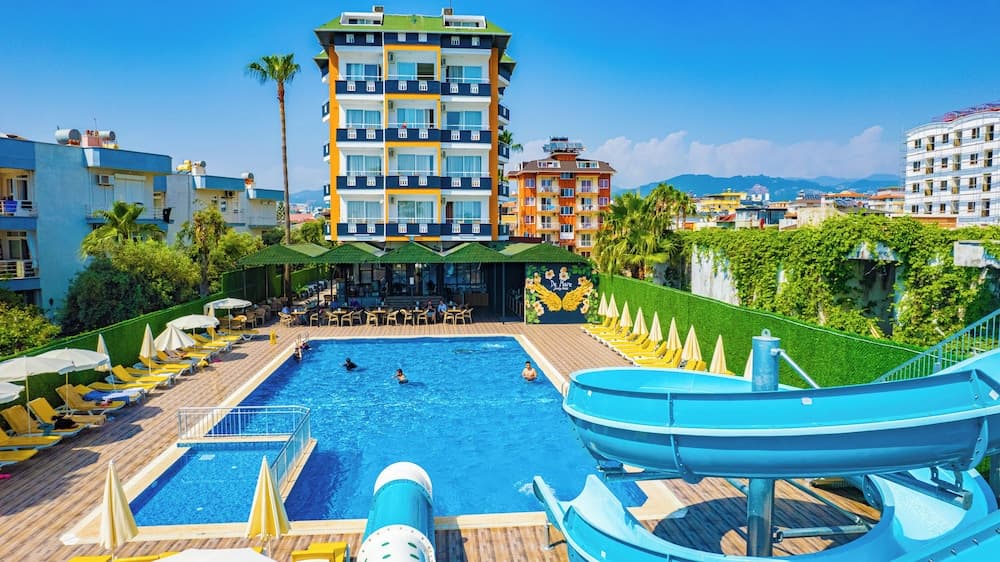 De Mare Family Hotel