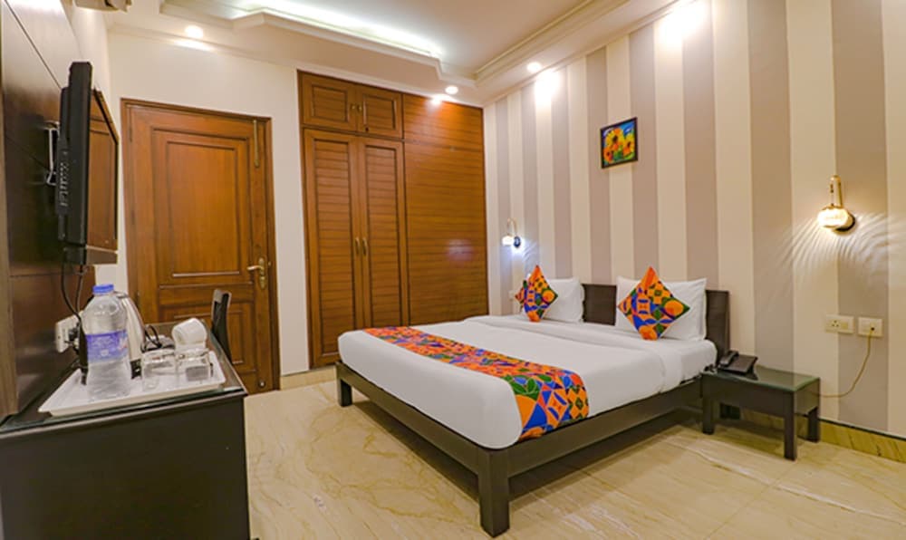 Fabhotel Rr Residency