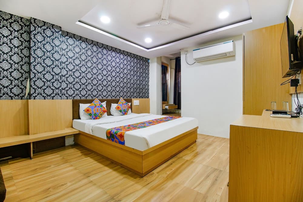 Fabhotel Surbhi