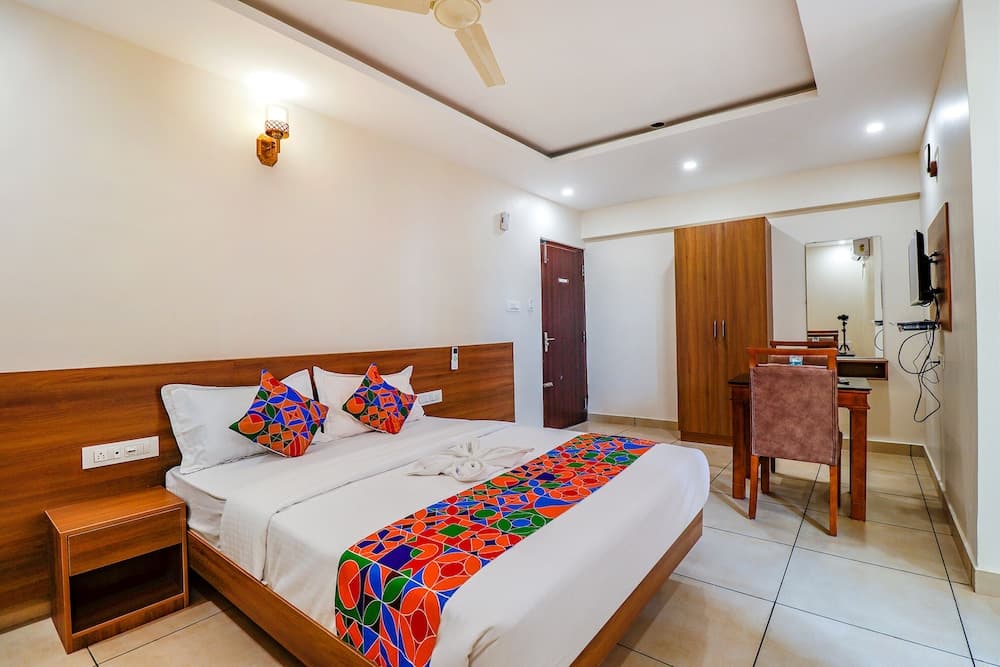 Fabhotel Green Park Residency