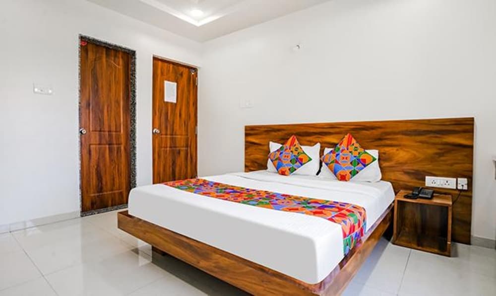 Fabhotel Omkar Executive