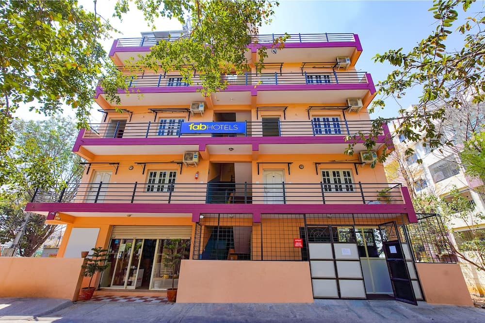 Fabexpress Manyu Inn