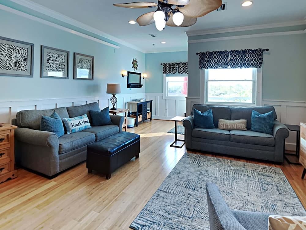 Sharp Reef #4 - Endless Summer