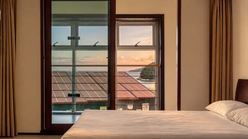 Geojedo Pilos Ocean View Pension