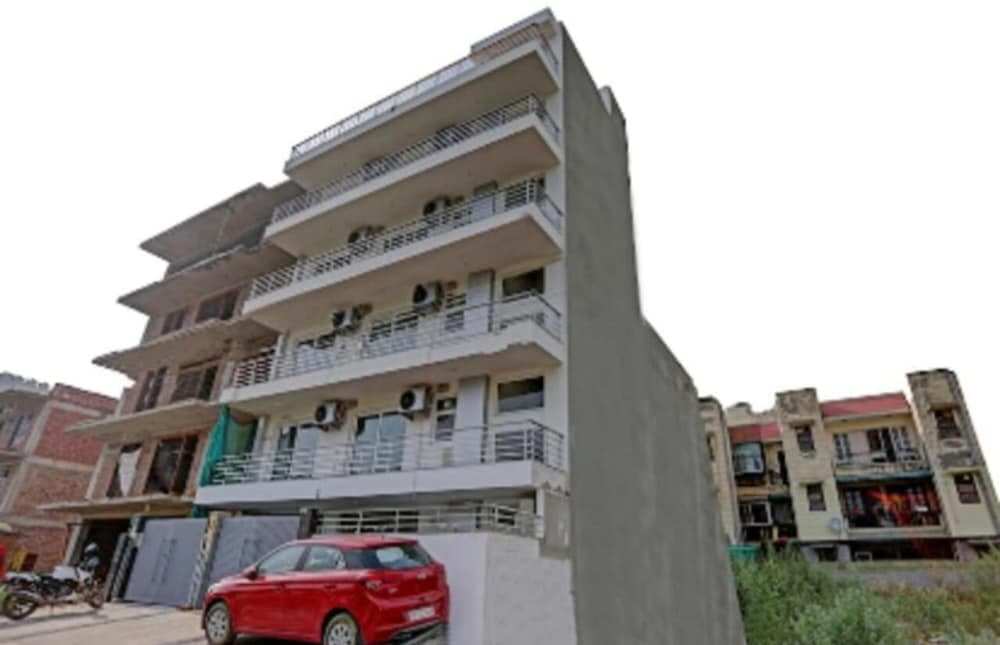 Konaklama yerinin ön cephesi