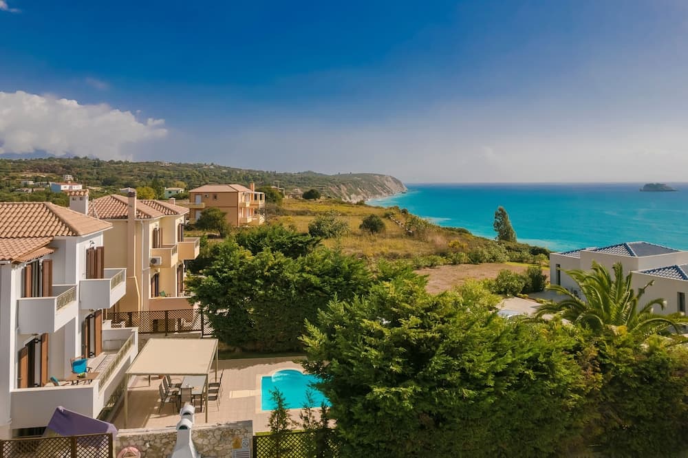 Villa Artemis & Villa Aethra